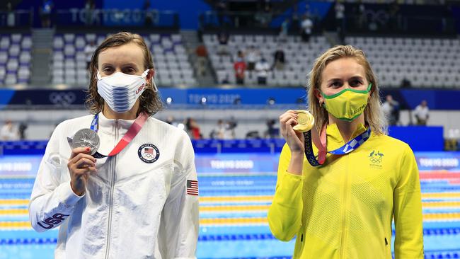 Australia's Ariarne Titmus wins gold in the Women's 400m Freestyle final and poses next to USA's Katie Ledecky at the 2020 Olympics. Pics Adam Head.