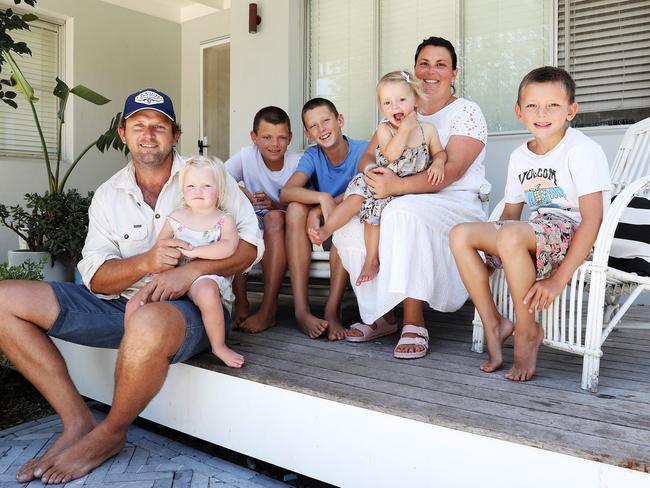 The Edwards family will move from North Narrabeen to Mudgee this week. Picture: Tim Hunter.