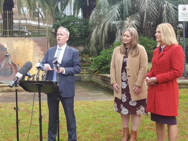 Mr Shorten said Robertson Labor candidate Anne Charlton and Dobell federal MP Emma McBride had been passing on concerns of Coast commuters.