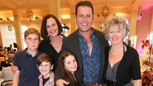 In happier times: Karl Stefanovic with Cass and mother Jenny and their kids Jackson (14), Ava (9) and River (7). Picture: Attila Szilvasi.