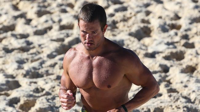 Ben Handsaker trains on Bondi Beach.icture: Newscorp Daily Telegraph /Gaye Gerard