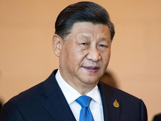 BANGKOK, THAILAND - NOVEMBER 19: President Xi Jinping of China enters the APEC Economic Leaders Sustainable Trade and Investment meeting at he Queen Sirikit National Convention Center on November 19, 2022 in Bangkok, Thailand. Thailand is hosting the APEC meetings this year, which will culminate in the leaders' meetings which will run from Nov. 17 to 19. (Photo by Lauren DeCicca/Getty Images)