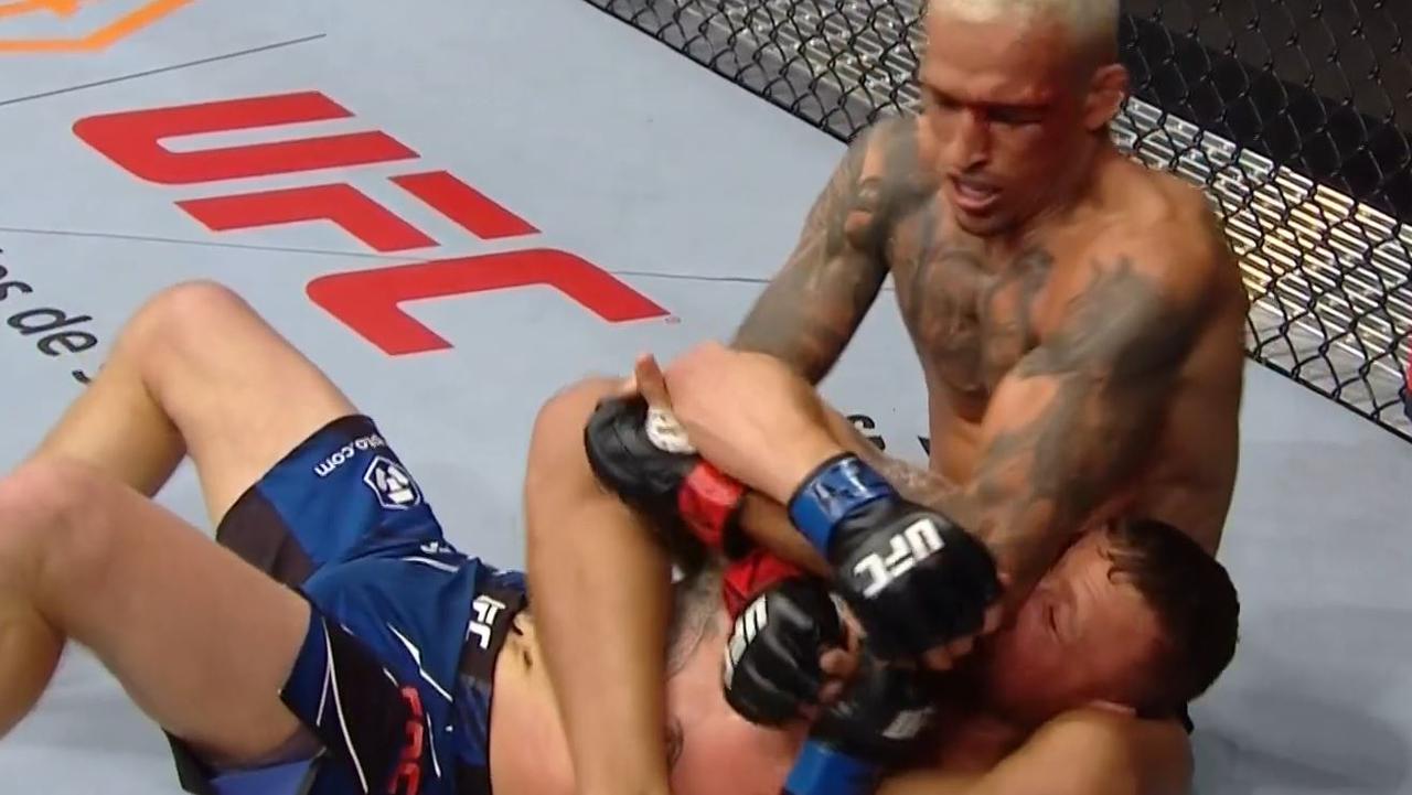 Charles Oliveira was all over Justin Gaethje in this chokehold.