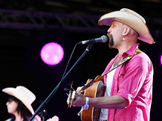 Andy Golledge performs main stage at Gympie Music Muster. Picture: Patrick Woods.