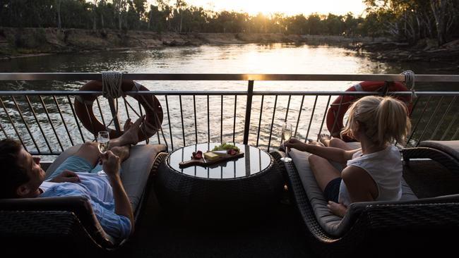 Relax on board a Magic Murray Houseboat, Echuca.