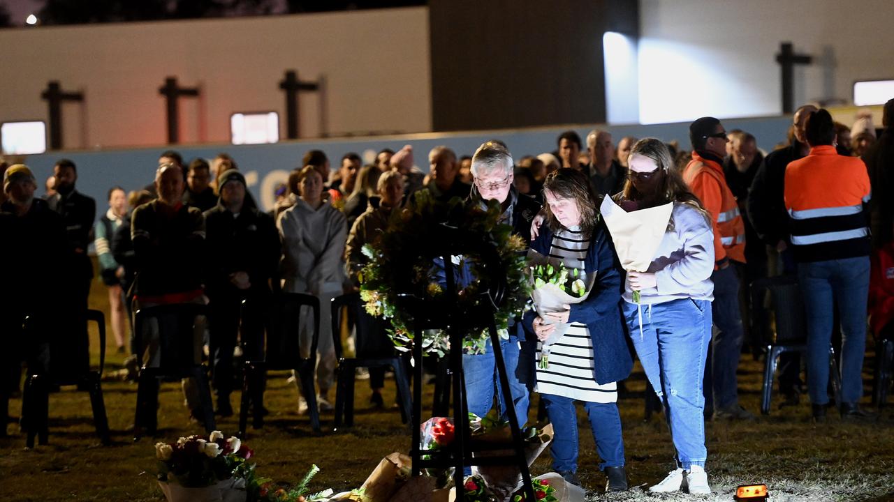 Many members of the community left flowers to honour the victims. Picture: NCA NewsWire / Jeremy Piper