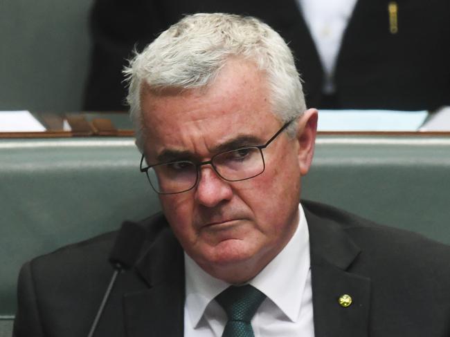 Independent MP Andrew Wilkie reacts during House of Representatives Question Time at Parliament House in Canberra, Thursday, September 13, 2018. (AAP Image/Lukas Coch) NO ARCHIVING