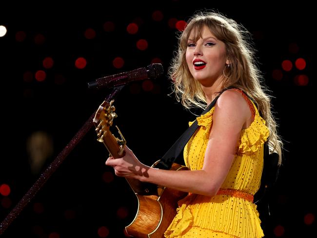 MELBOURNE, AUSTRALIA - FEBRUARY 16: EDITORIAL USE ONLY. NO BOOK COVERS Taylor Swift performs at Melbourne Cricket Ground on February 16, 2024 in Melbourne, Australia. (Photo by Graham Denholm/TAS24/Getty Images for TAS Rights Management)