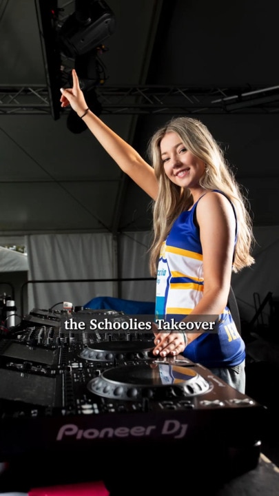 Year 12 Grad DJ takes the stage at SA Schoolies