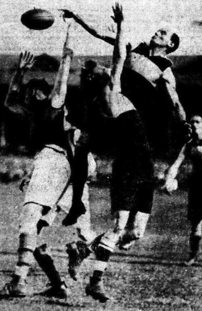 Action from the 1924 West Torrens-Sturt grand final.