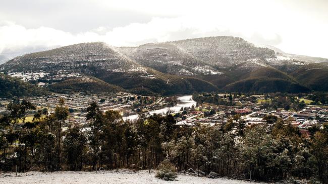 View of New Norfolk from the Peppermint Hill lookout. Photo Megan Jackson DVG Snow Hobart