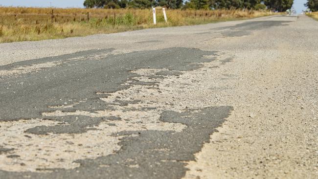 The Prairie-Rochester Road is one of many damaged by the 2022 floods and is significantly potholed. Picture: Zoe Phillips