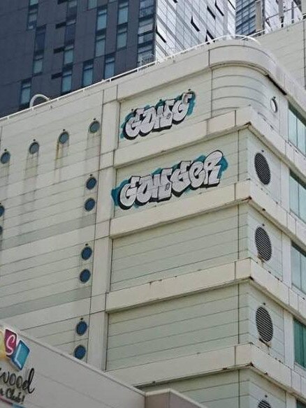 Gong's work on the Telstra Exchange building in Chatswood.