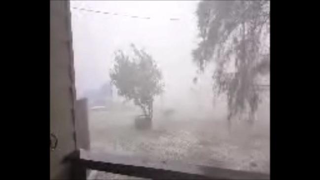 VIDEO: Microburst cell tears through Curra