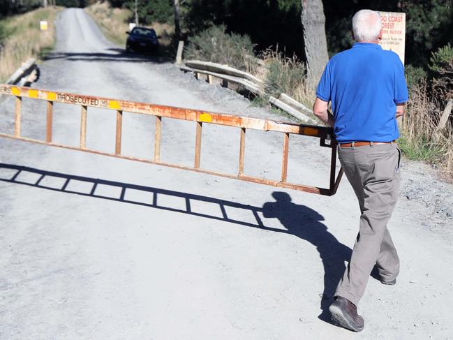 The front gate to the Bruce Rifle Club in Milburn where Brenton Tarrant practised shooting is shut after a visit by police. Picture: Gary Ramage