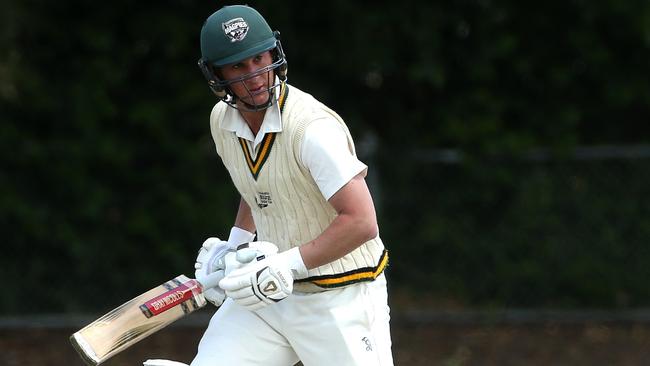 Simon Hill in action for Camberwell. Picture: Hamish Blair