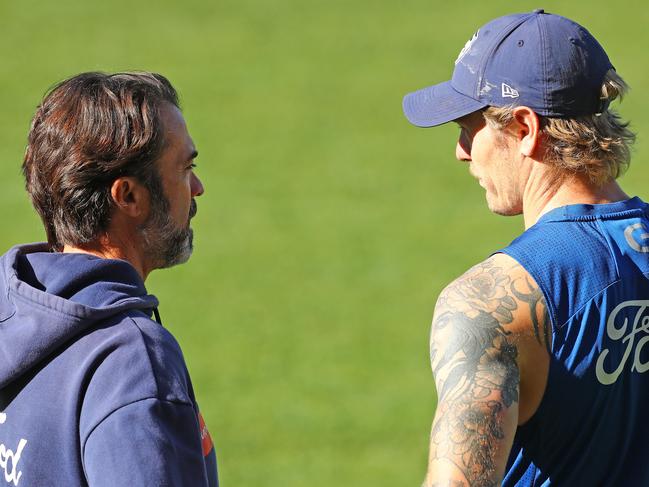 Coach Chris Scott speaks to Tom Stewart at Cats Training. Picture: Alison Wynd