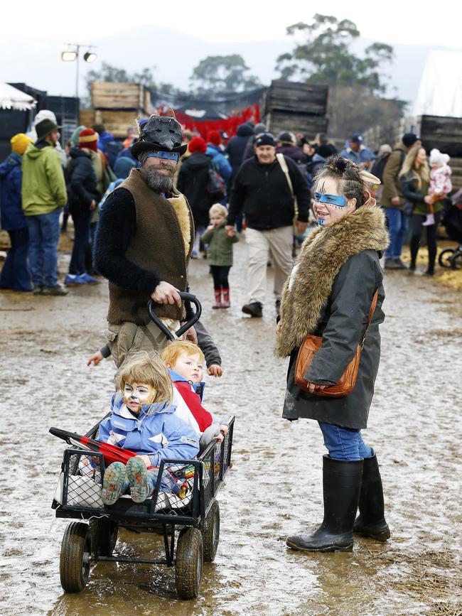 The final day of this year's Huon Valley Mid Winter Festival. (L-R) Ben Underwood and Steph Check with their children, Freya and Raferty. Picture: MATT THOMPSON