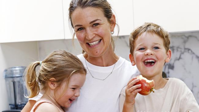 WEEKEND TELEGRAPHS - 31.1.24MUST CHECK WITH PIC EDITOR BEFORE PUBLISHING - Kelly Ryan with kids Hugo, 5yrs old and Matilda, 2yrs old, eating healthy food at their home in Coogee today. Picture: Sam Ruttyn