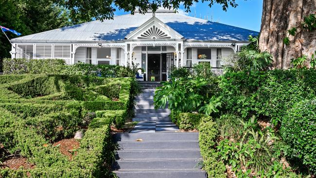 This property at 101 Welsby St, New Farm, sold for a record $20.5m.