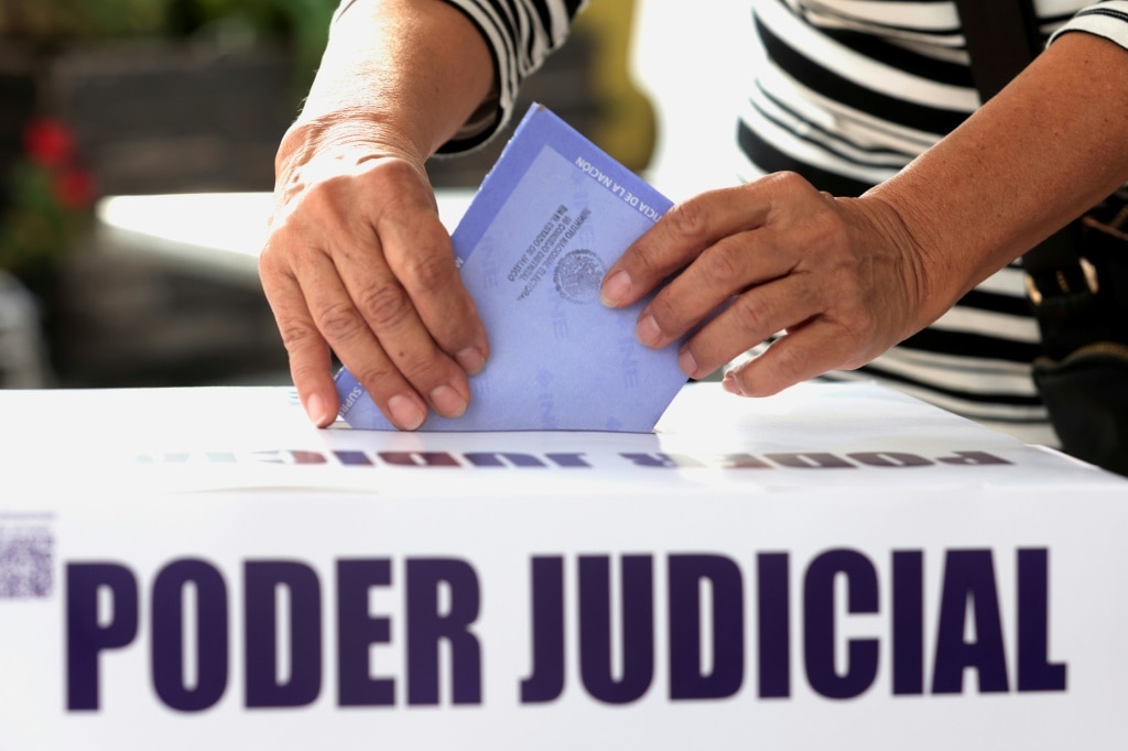 Mexicans elect their judges under shadow of crime, corruption