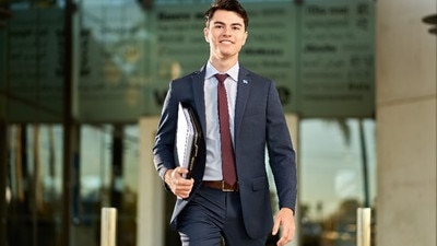 Logan young gun state’s youngest councillor