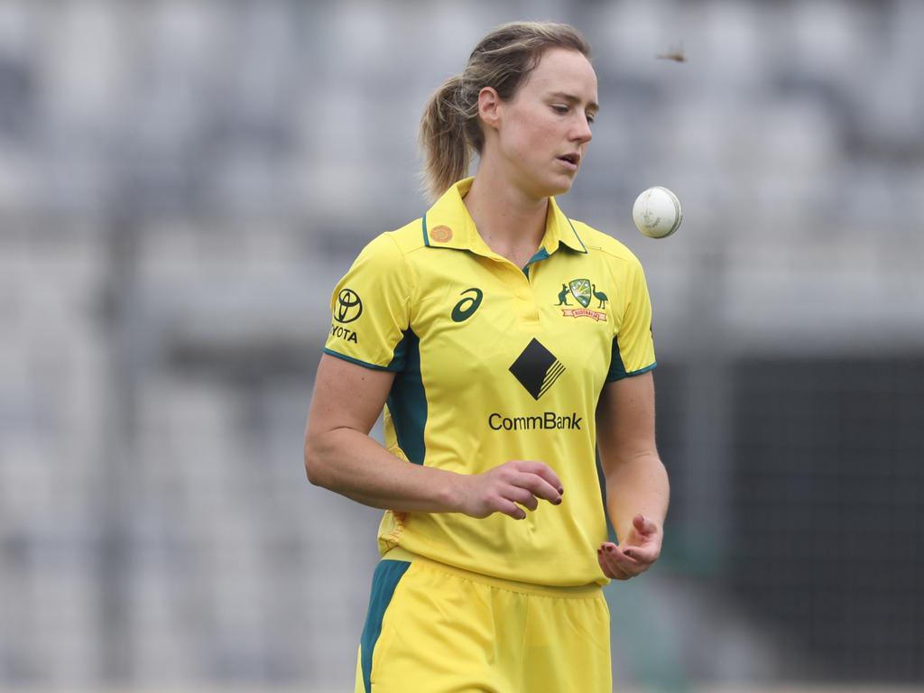 As women’s cricket makes a breakthrough, there some who believe the changing terminology used in commentary is a major issue that needs to be addressed.