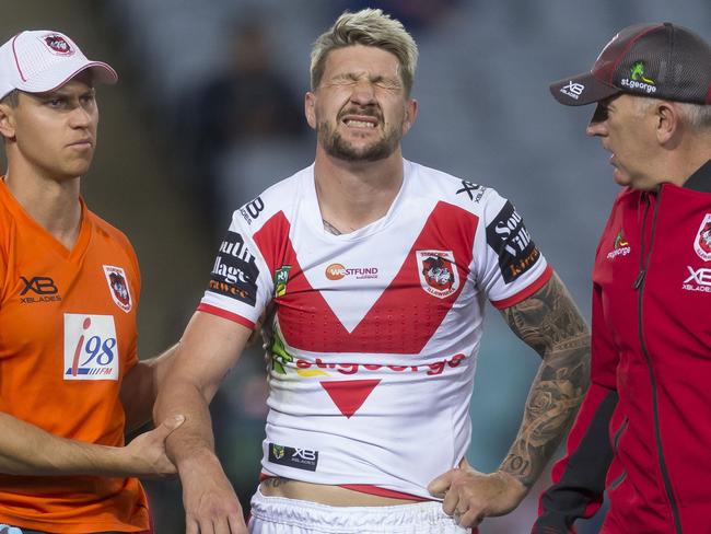 Gareth Widdop of the Dragons is injured during the Round 22 NRL match between the Parramatta Eels and the St George-Illawarra Dragons at ANZ Stadium in Sydney, Saturday, August 11, 2018. (AAP Image/Craig Golding) NO ARCHIVING, EDITORIAL USE ONLY