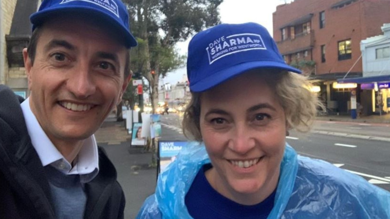 Dave Sharma Wentworth MP hits pre poll during the 2022 federal election with the support of his wife Rachel Lord. Picture: Supplied.