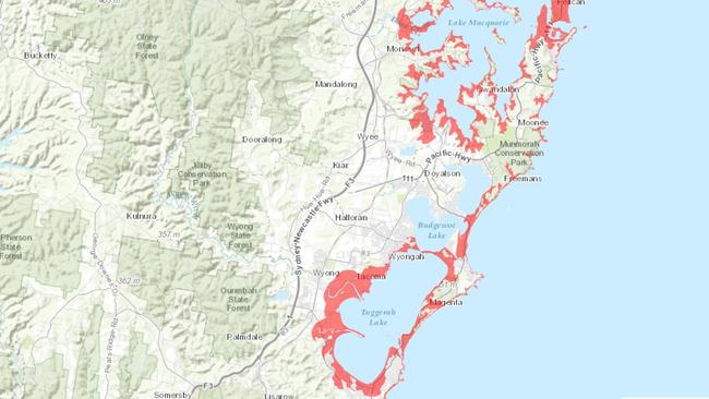 Maps showing evacuation areas for a tsunami in northern areas of the Central Coast. Source: www.tsunamisafe.com.au