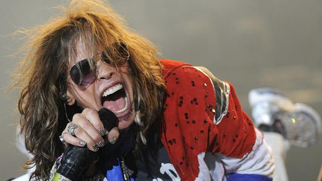 Ricardo Gareca … we mean Steven Tyler, in action with Aerosmith in 2010. Picture: AP