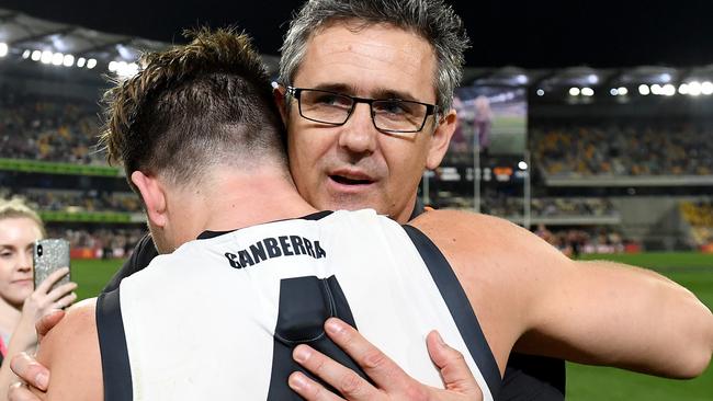 Leon Cameron had Toby Greene’s back this week — and after the semi-final win over Brisbane. Pic: Getty Images