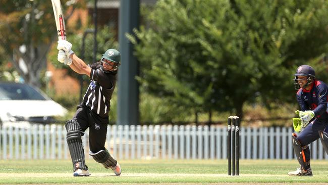 Magpie great Simon Hill announced his retirement last month. Picture: Stuart Milligan