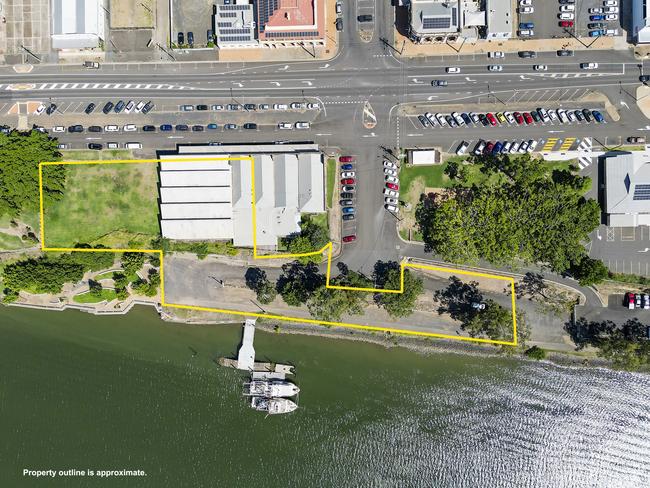 The parcel of land for sale at the intersection of Targo and Quay Sts in the Bundaberg CBD.