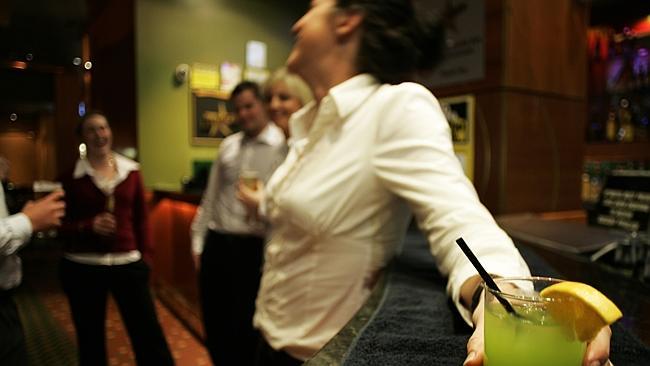 drink spiking generics photo - Andrew Lee