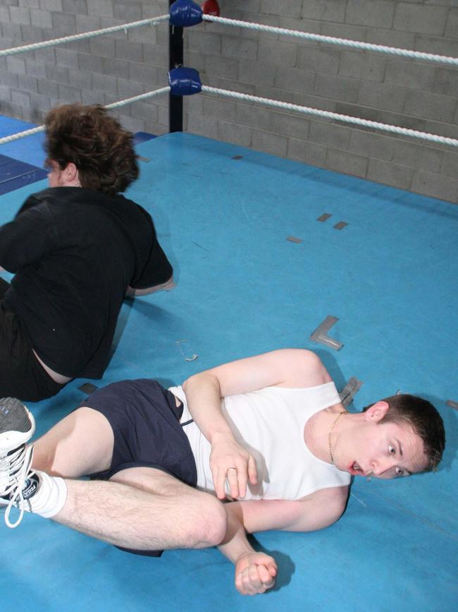 Sequence of (4/4) Gold Coast Sun journalist Andrew Potts gets a lesson in the art of Pro Wrestling with wrestler Josh Ives, aka 'RIP'.