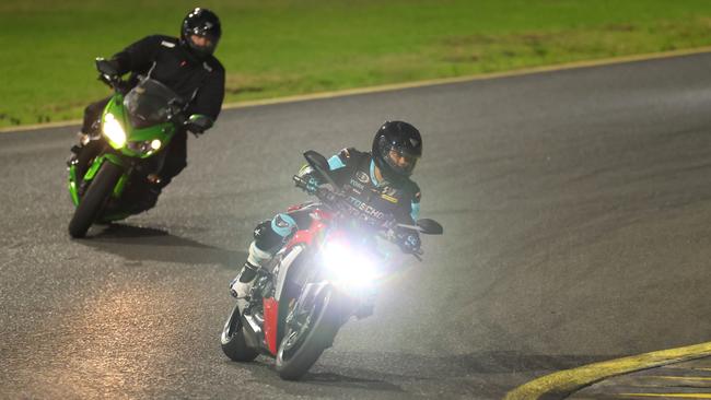 MotoSchool coaches show customers the right lines at Sydney Motorsport Park. Photo: MotoSchool/SDpics