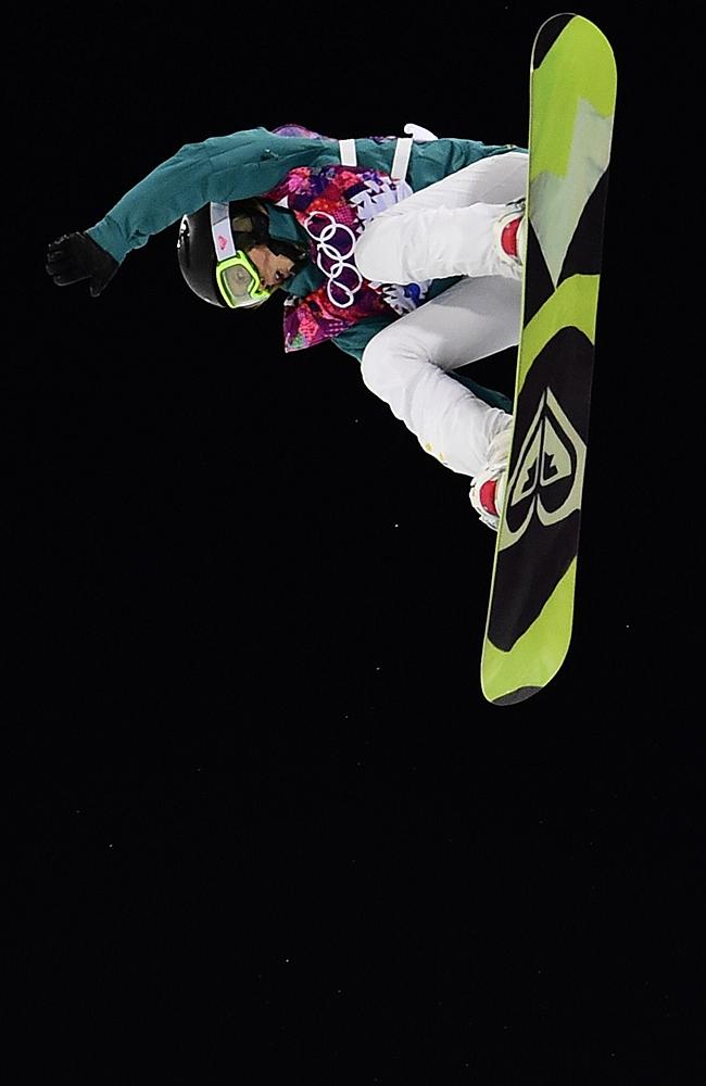 Torah Bright’s silver medal winning run in the Women's Snowboard Halfpipe Final.