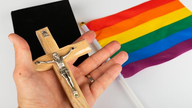 A bitter clash among Anglicans is poised to erupt on Monday at the General Synod, the first to be convened since Australians voted to legalise gay marriage in 2017.