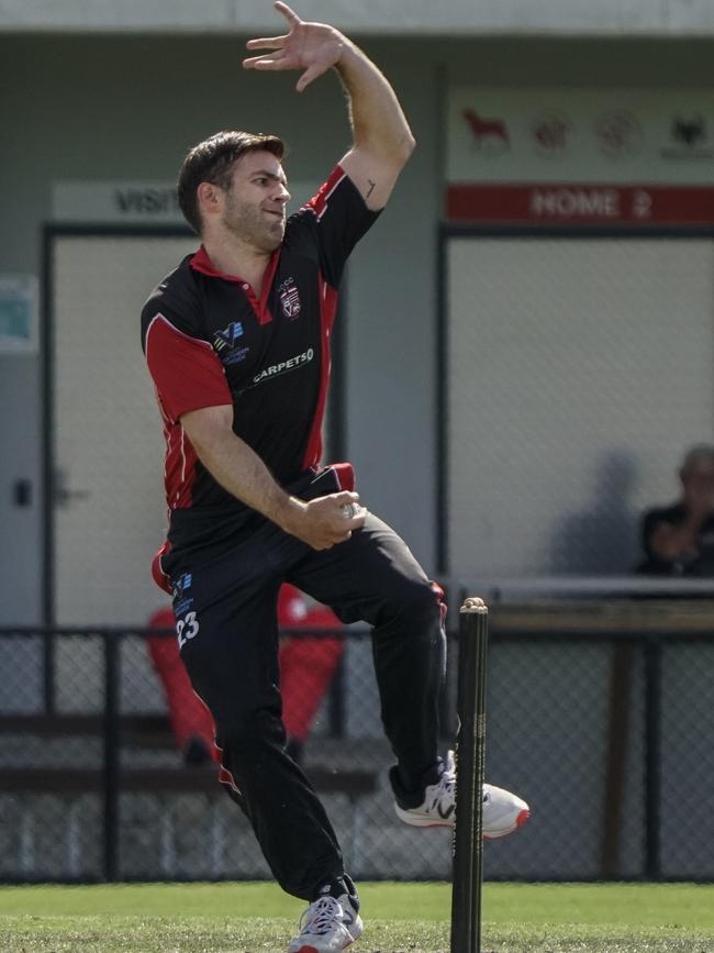 CSB: South Caulfield’s bowler Matt McCallum. Picture: Valeriu Campan