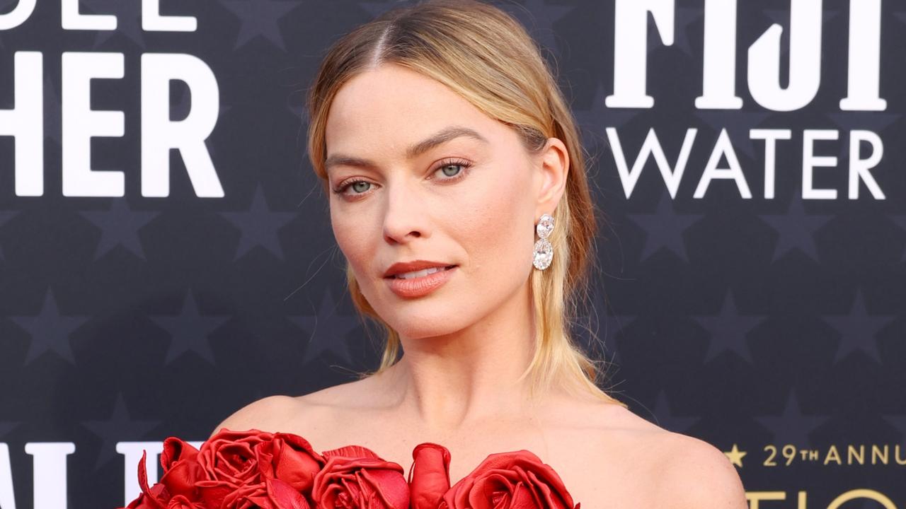 Margot Robbie Leads Glamorous Red Carpet Pack At 2024 Critics Choice   2314427c174447590acc5dbac7920158