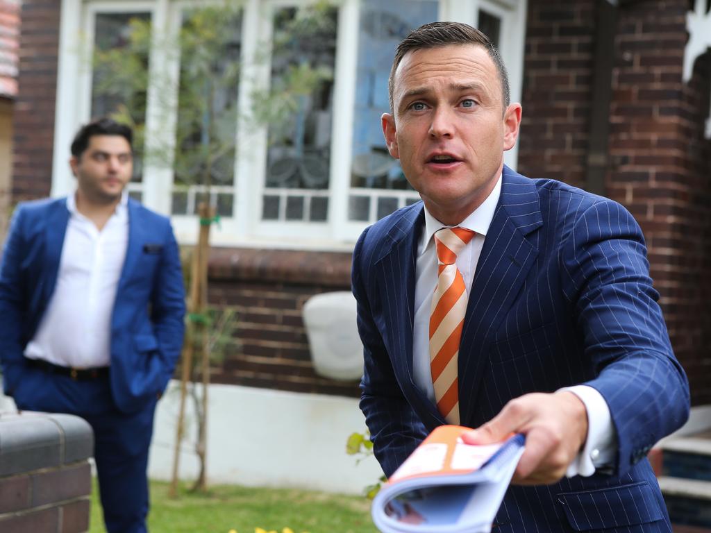 Auctioneer Damien Cooley. Picture: Gaye Gerard.