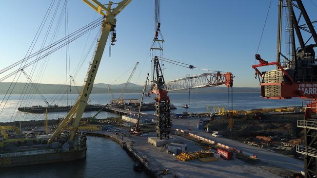 CBX workers from Marr Contracting (based at Sefton) worked with Turks on the shores of Gallipoli to complete a never-before-seen engineering feat on a nation-building project in Turkey.  two of Marr Contracting’s M2480D Heavy Lift Luffer (HLL) cranes, which at 600 tonnes weigh more than an A380, lifted in one piece onto the Dardanelles – the first time a crane of this size has been lifted fully-assembled, to begin construction on the world's longest span suspension bridge: 1915 Canakkale Bridge.