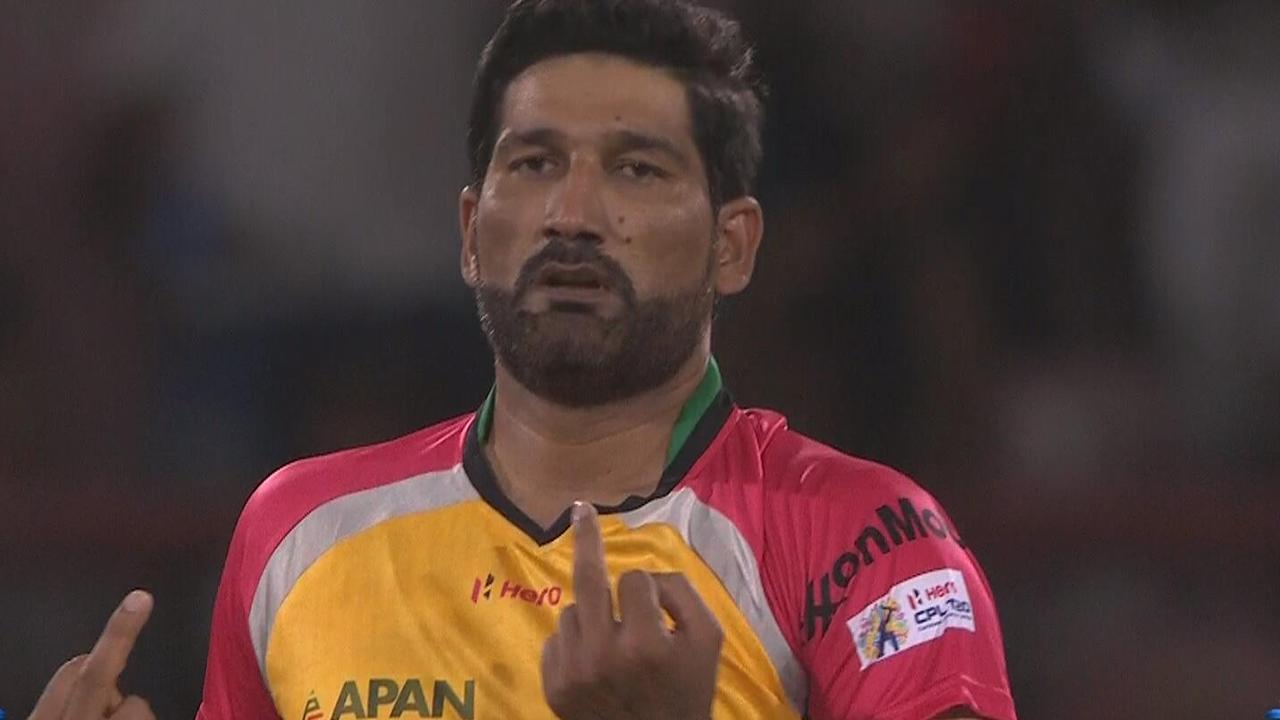 Sohail Tanvir preparing to send-off Ben Cutting in the Caribbean Premier League.