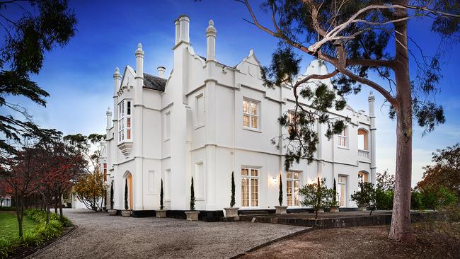 60-74 Buckingham Drive, Heidelberg, is historic Banyule homestead, up for auction in May. For Herald Sun real estate dream homes 02MAY15