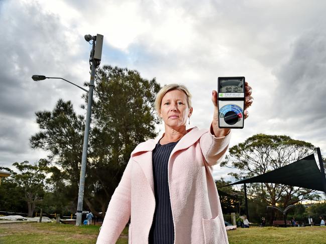 A number of groups have been operating long before COVID-19 warning of the dangers of 5G to general health. (AAP IMAGE / Troy Snook)