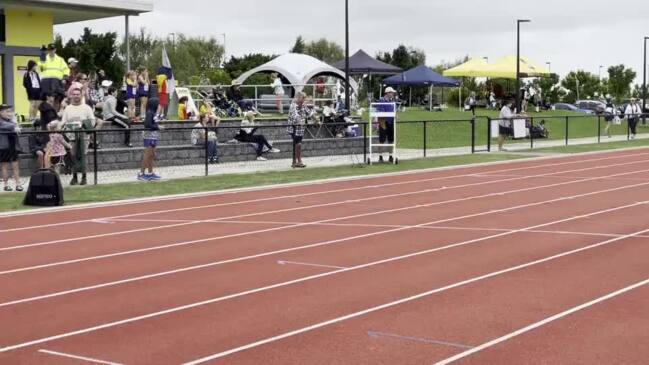 Elizabeth Horne wins Mackay Athletics Club's 400m sprint