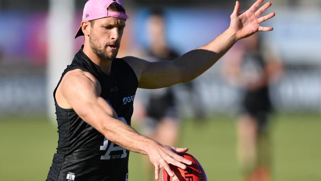 Travis Boak is in less than one per cent of KFC SuperCoach teams. Picture: David Mariuz/AAP