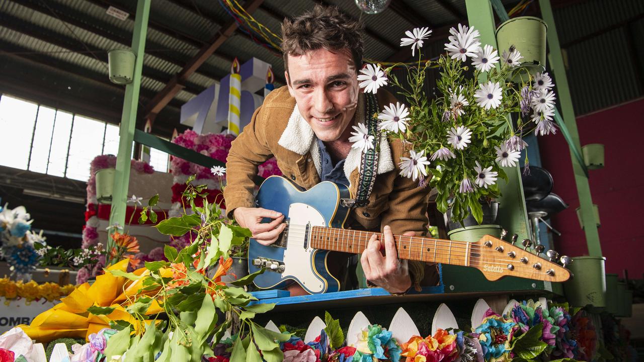 SNEAK PEEK: Inside look at this year’s Grand Central Floral Parade