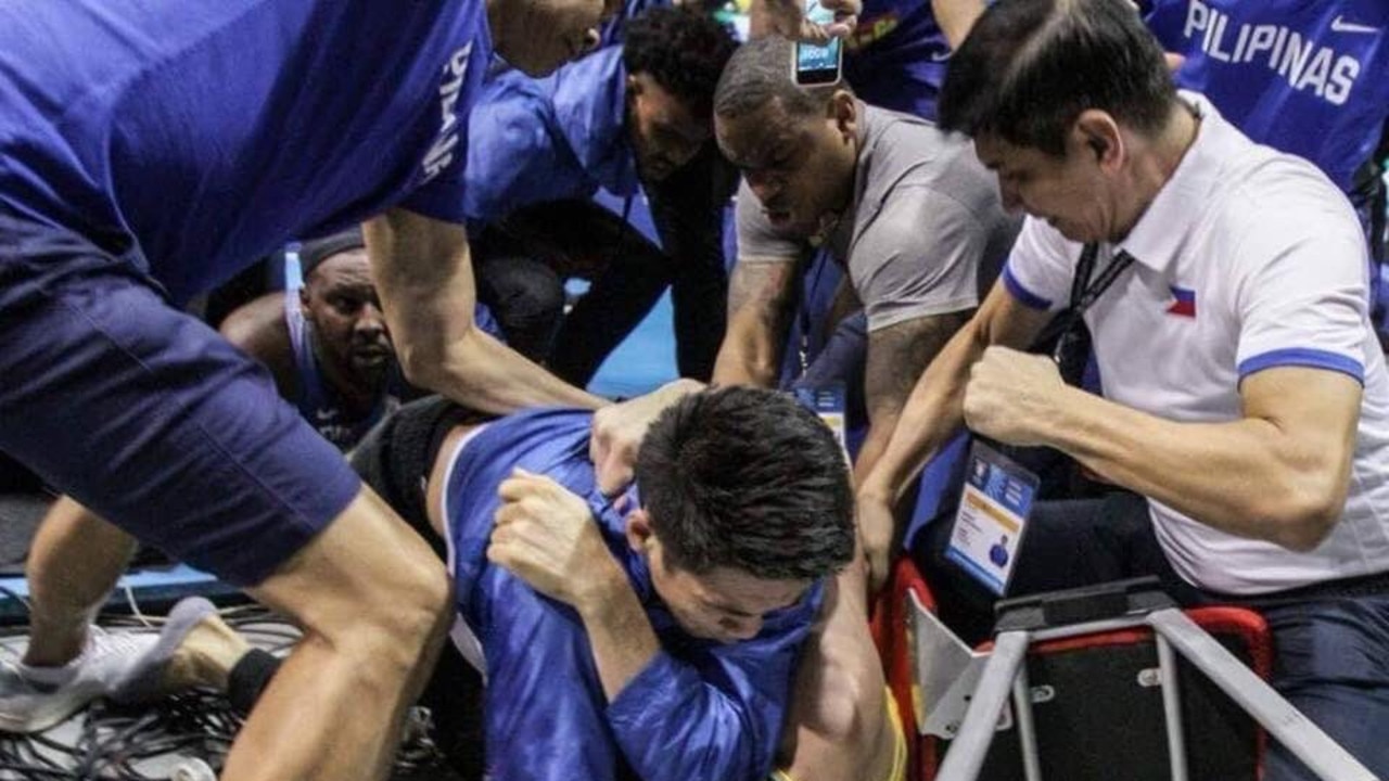 Basketball brawl: Philippines assistant coach slammed for attack on  Australian players